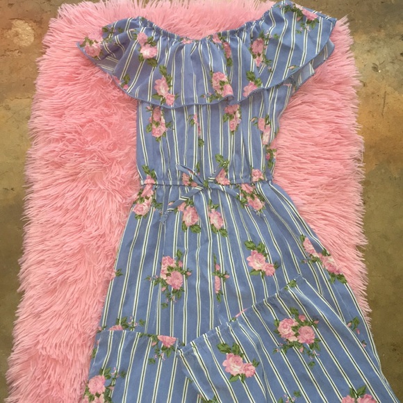 Super cute romper🌸 - Picture 1 of 4